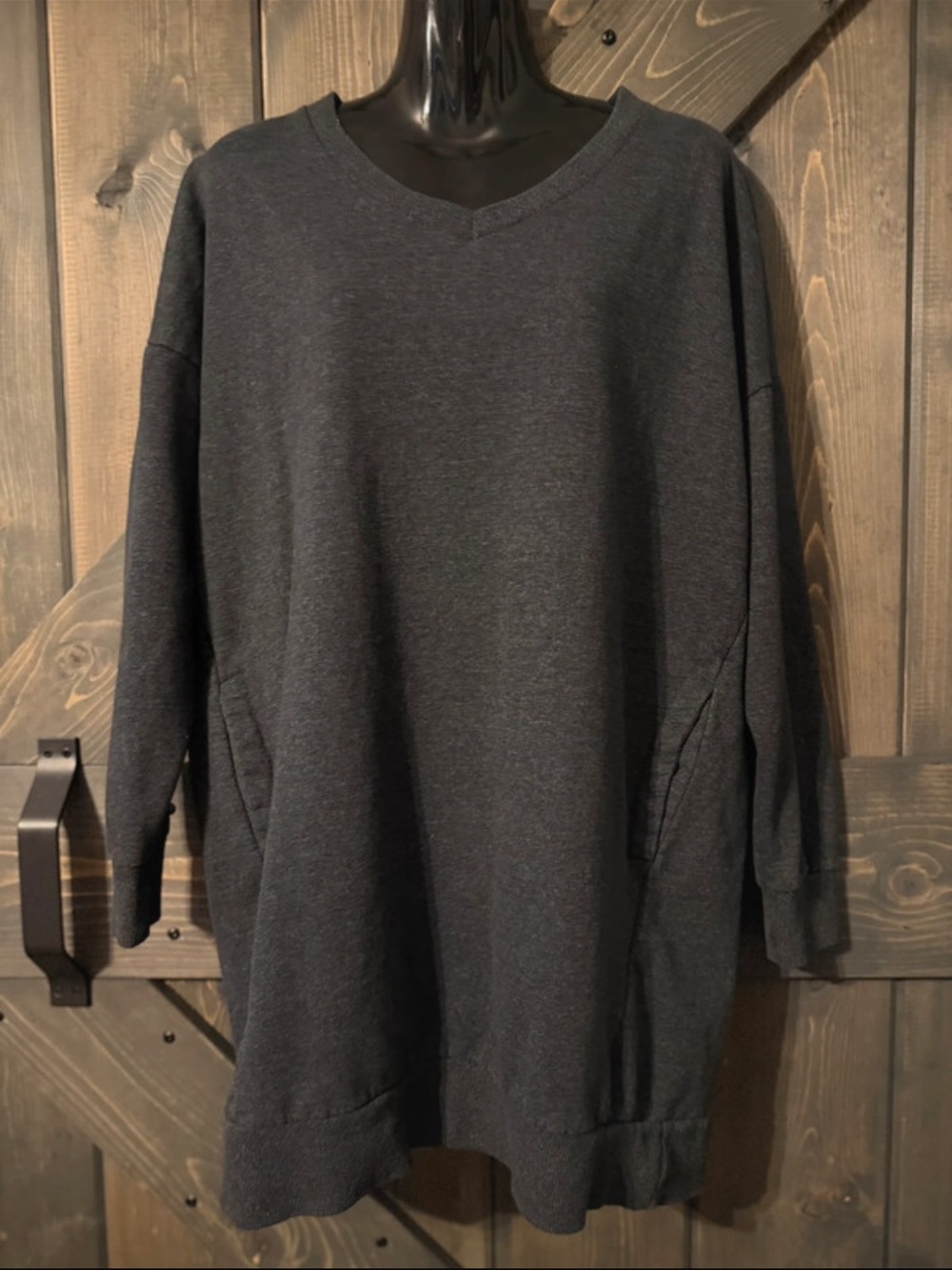 Zenana Outfitters Dark Grey V-Neck Oversized Sweatshirt With Pockets S/M